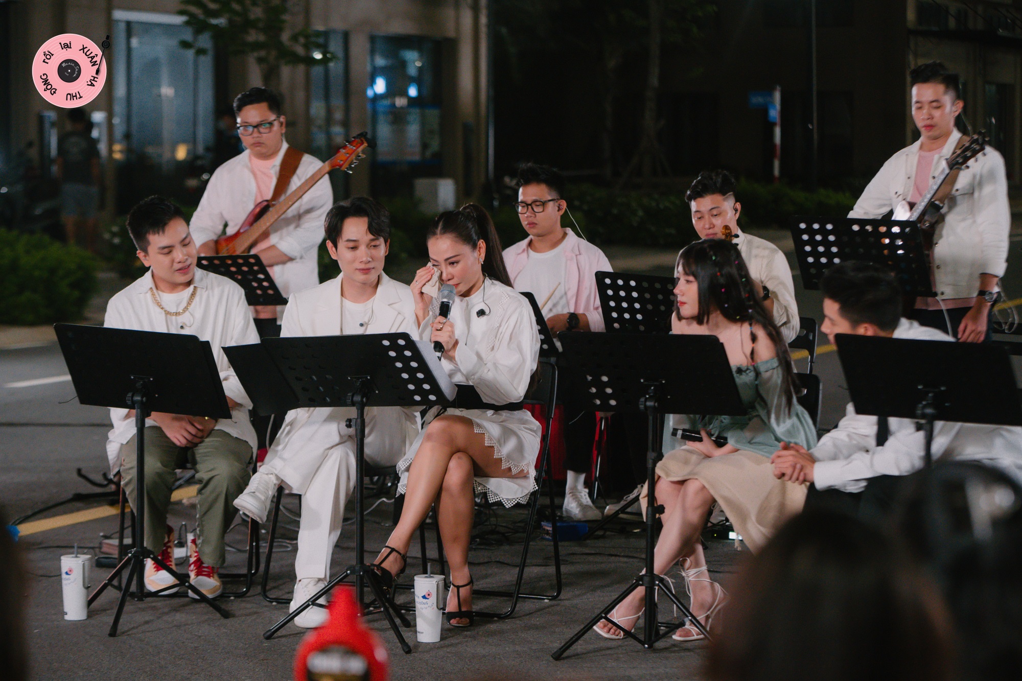 'Nữ hoàng nhạc Dance' Thu Minh tái xuất âm nhạc sau 2 năm 'ở ẩn', để lộ diện mạo cuốn hút, gợi cảm tuổi 46  - Ảnh 6